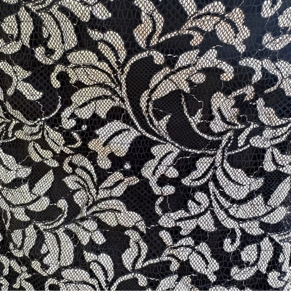 Y2K LOFT Square Neck Black Floral Mesh Velvet Camisole Top Women’s Size 12 - Picture 7 of 15